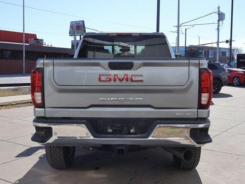 2026 GMC Sierra 2500 SLE