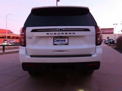 2023 Chevrolet Suburban 4WD Z71
