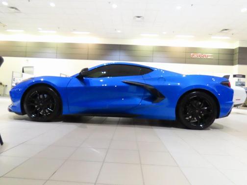 2024 Chevrolet Corvette Stingray w/2LT