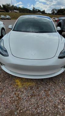 Pearl White Multi-Coat 2021 Tesla Model 3 Performance