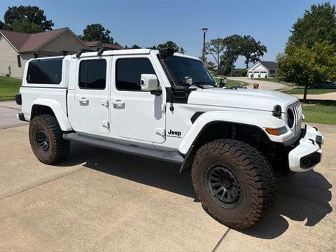 Bright White Clearcoat 2021 Jeep Gladiator Overland