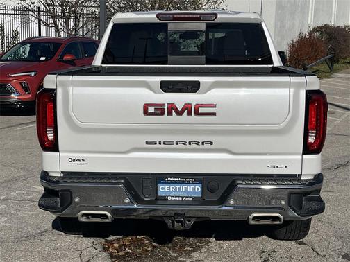 White Frost Tricoat 2022 GMC Sierra 1500 SLT