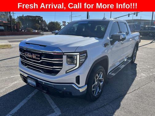 White Frost Tricoat 2022 GMC Sierra 1500 SLT