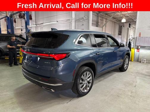 2025 Buick Enclave Preferred FWD