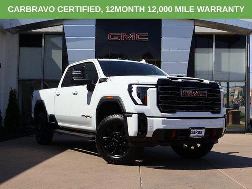 Summit White 2025 GMC Sierra 2500 AT4