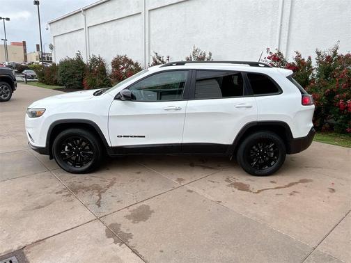 2023 Jeep Cherokee Altitude
