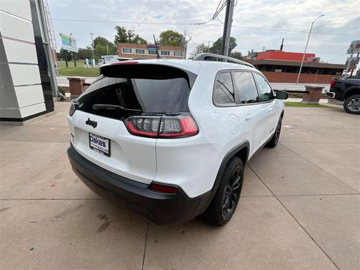 2023 Jeep Cherokee Altitude
