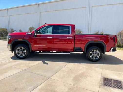 2025 GMC Sierra 2500 SLT