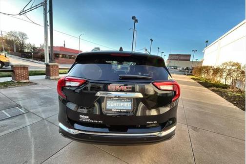 2023 GMC Terrain Denali