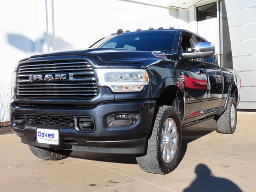 2021 RAM 2500 Laramie Crew Cab 4x4 6'4' Box