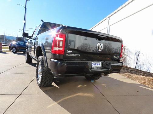 2021 RAM 2500 Laramie Crew Cab 4x4 6'4' Box