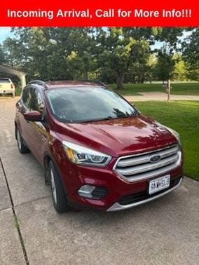RUBY RED METALLIC TINTED CC 2018 Ford Escape SEL