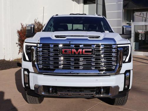 2026 GMC Sierra 2500 Denali