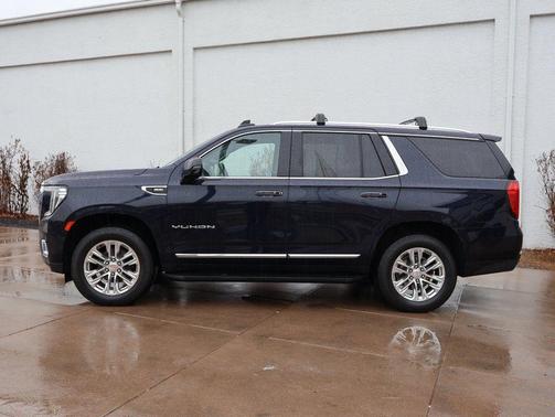 2022 GMC Yukon SLT