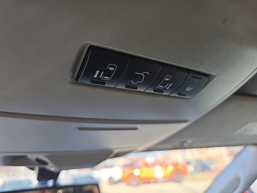 2015 Chrysler Town & Country Touring-L