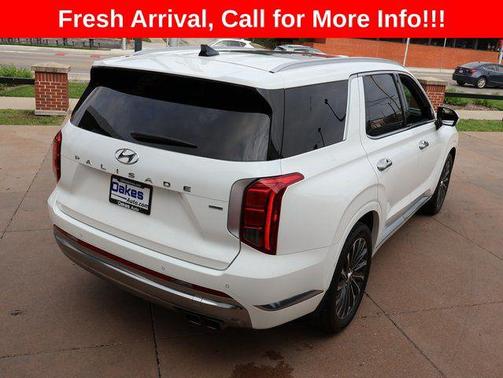 Hyper White 2024 Hyundai PALISADE Calligraphy