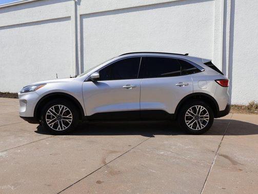 INGOT SILVER METALLIC 2020 Ford Escape SEL