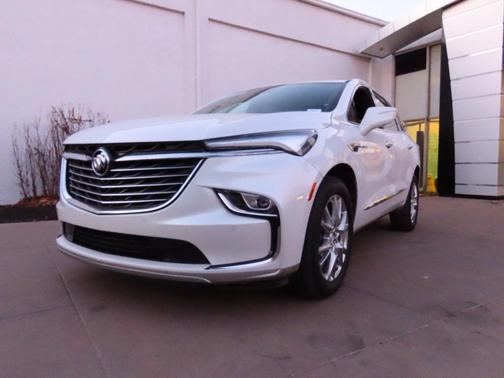 2022 Buick Enclave AWD Essence