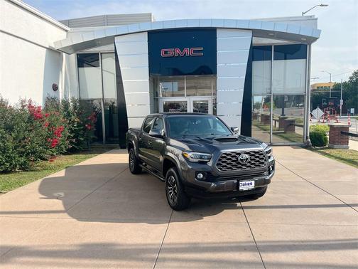 2022 Toyota Tacoma SR5