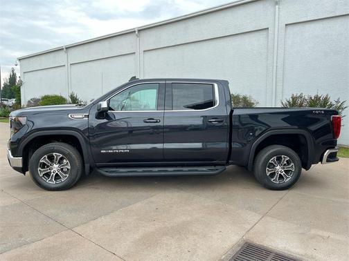 2025 GMC Sierra 1500 SLE