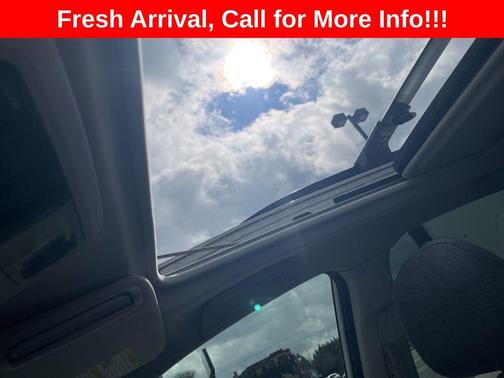 Crystal White Pearl 2018 Subaru Forester 2.5i Premium