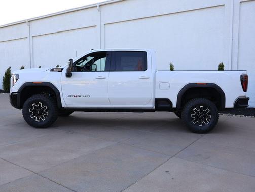 Summit White 2026 GMC Sierra 2500 AT4X
