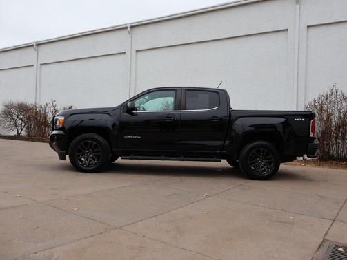 2018 GMC Canyon SLE