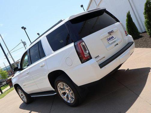 Summit White 2018 GMC Yukon SLT