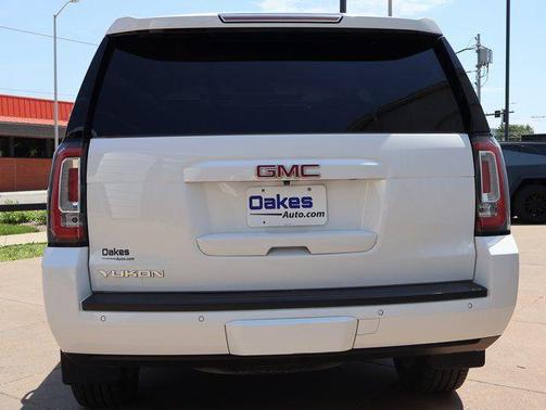 Summit White 2018 GMC Yukon SLT