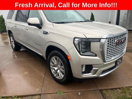 Pearl Beige Metallic 2021 GMC Yukon XL Denali