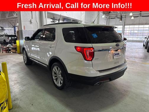 WHITE PLATINUM MET TRI-COAT 2018 Ford Explorer XLT