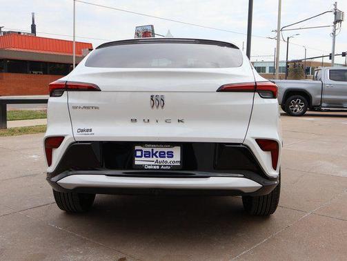 Summit White 2025 Buick Envista Sport Touring FWD