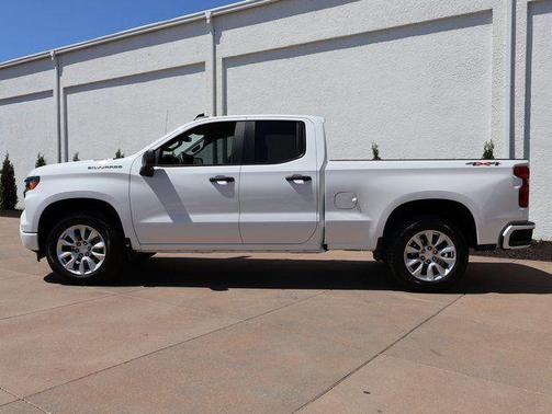 Summit White 2026 Chevrolet Silverado 1500 Custom