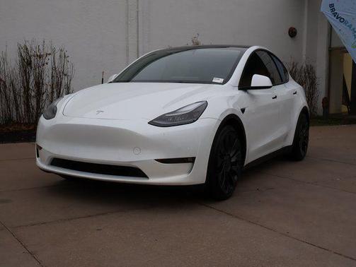 2022 Tesla Model Y Performance Dual Motor All-Wheel Drive