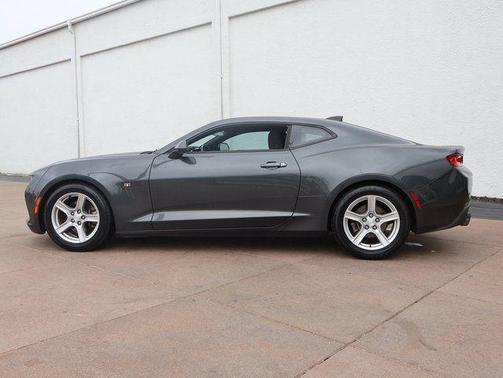 Nightfall Gray Metallic 2018 Chevrolet Camaro 1LT