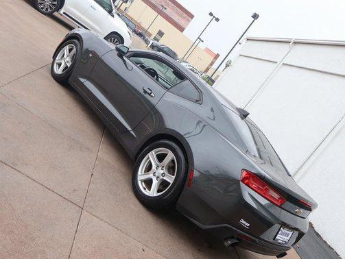 Nightfall Gray Metallic 2018 Chevrolet Camaro 1LT