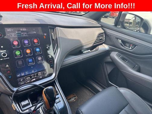 Crystal Black Silica 2022 Subaru Outback Wilderness