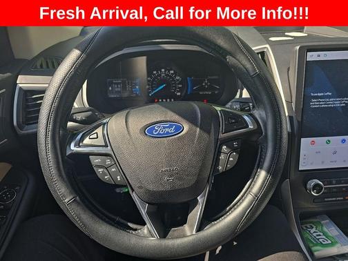 Black Metallic 2022 Ford Edge SEL