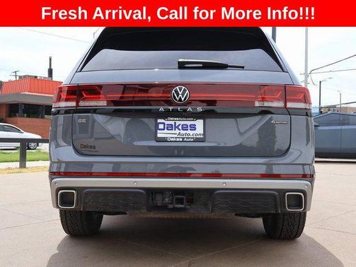 Pure Gray 2025 Volkswagen Atlas 2.0T Peak Edition