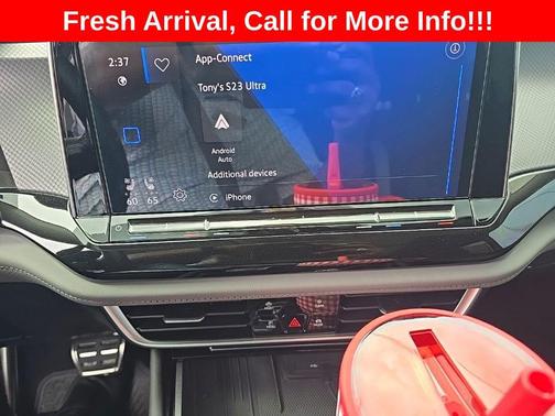 Pure Gray 2025 Volkswagen Atlas 2.0T Peak Edition