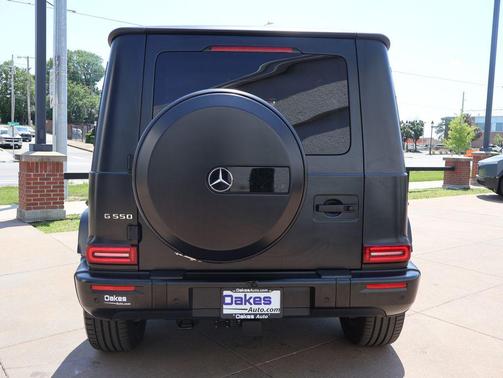 MANUFAKTUR Night Black Magno 2026 Mercedes-Benz G-Class G 550