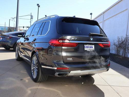 2021 BMW X7 xDrive40i