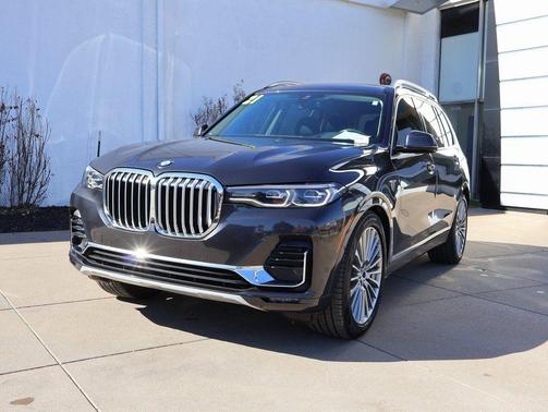 2021 BMW X7 xDrive40i