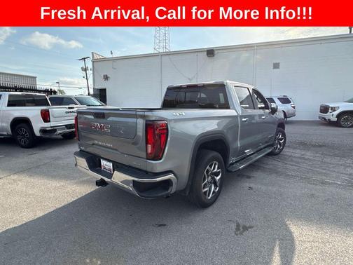 Sterling Metallic 2024 GMC Sierra 1500 SLT