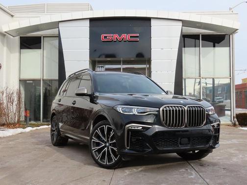2021 BMW X7 M50i