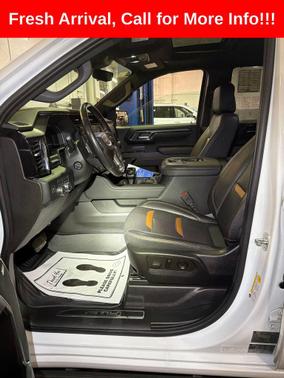 Summit White 2022 GMC Sierra 1500 AT4