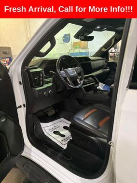 Summit White 2022 GMC Sierra 1500 AT4