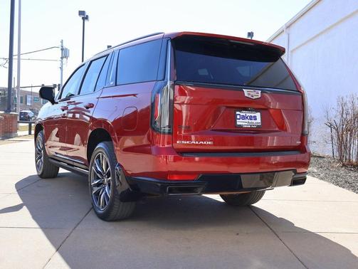 2021 Cadillac Escalade Sport