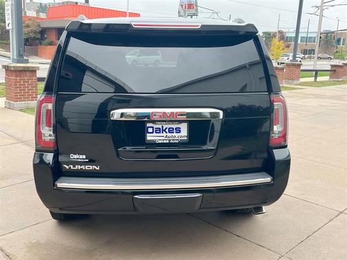 2016 GMC Yukon Denali