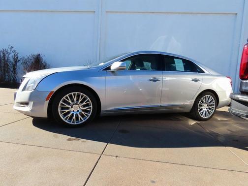 2017 Cadillac XTS Luxury